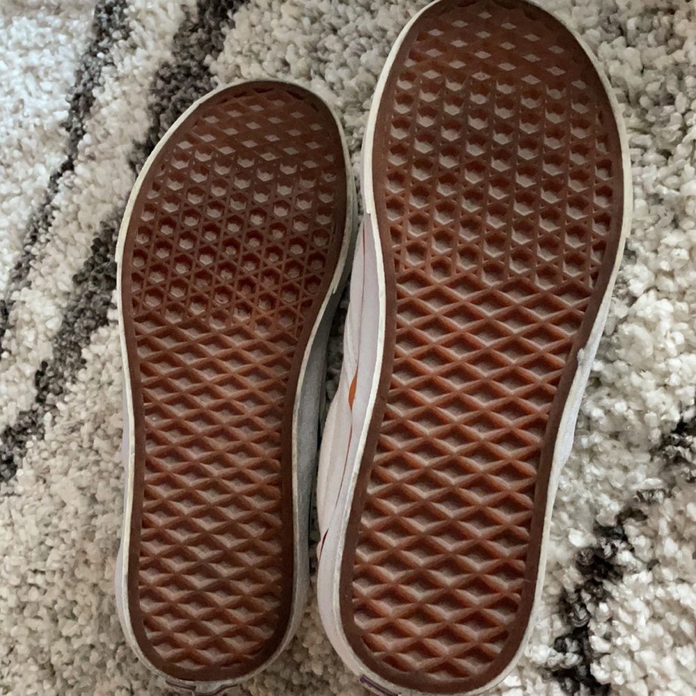 Vans - Picture 3 of 3
